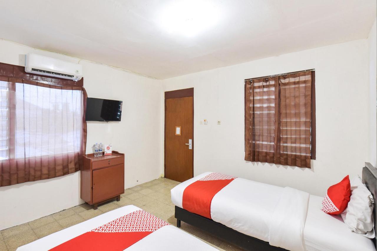Oyo 348 Hotel Dieng Permai ยอกยาการ์ตา ภายนอก รูปภาพ