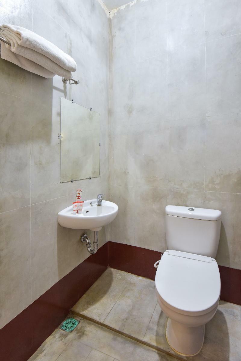 Oyo 348 Hotel Dieng Permai ยอกยาการ์ตา ภายนอก รูปภาพ