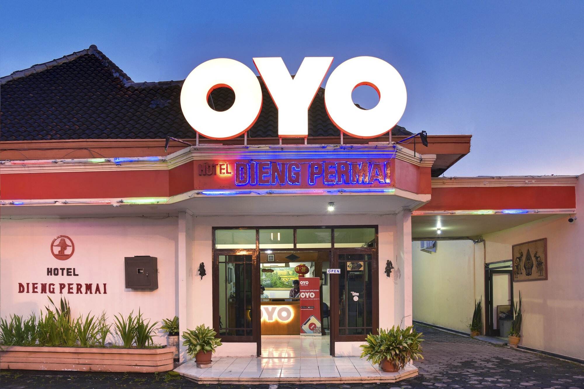 Oyo 348 Hotel Dieng Permai ยอกยาการ์ตา ภายนอก รูปภาพ